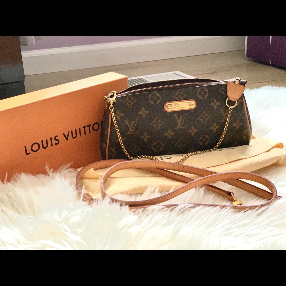🛑SOLD🛑 Louis Vuitton Eva Clutch crossbody
